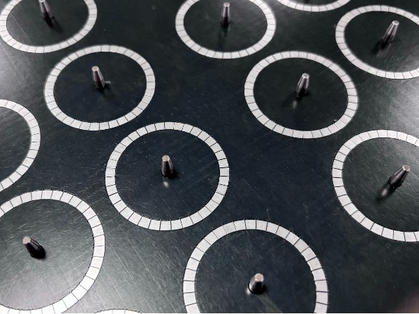 無線充磁鐵整列組裝充磁貼膜全自動生產(chǎn)線解決方案